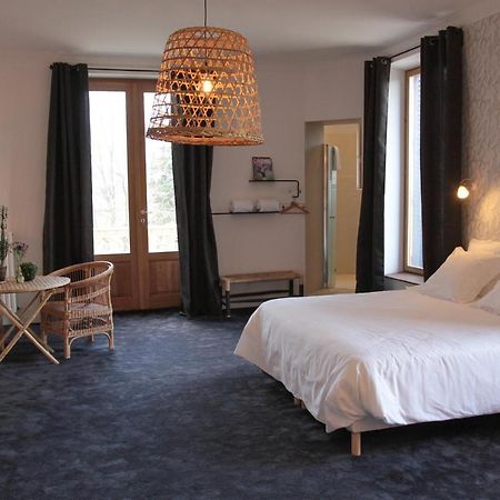Eclosion Chateau Hotel & Restaurant Saint-Paul-en-Jarez Bagian luar foto