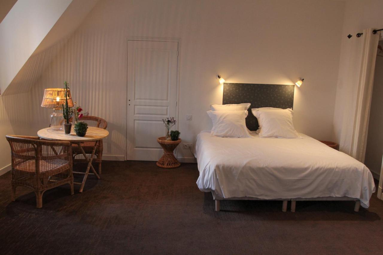 Eclosion Chateau Hotel & Restaurant Saint-Paul-en-Jarez Bagian luar foto