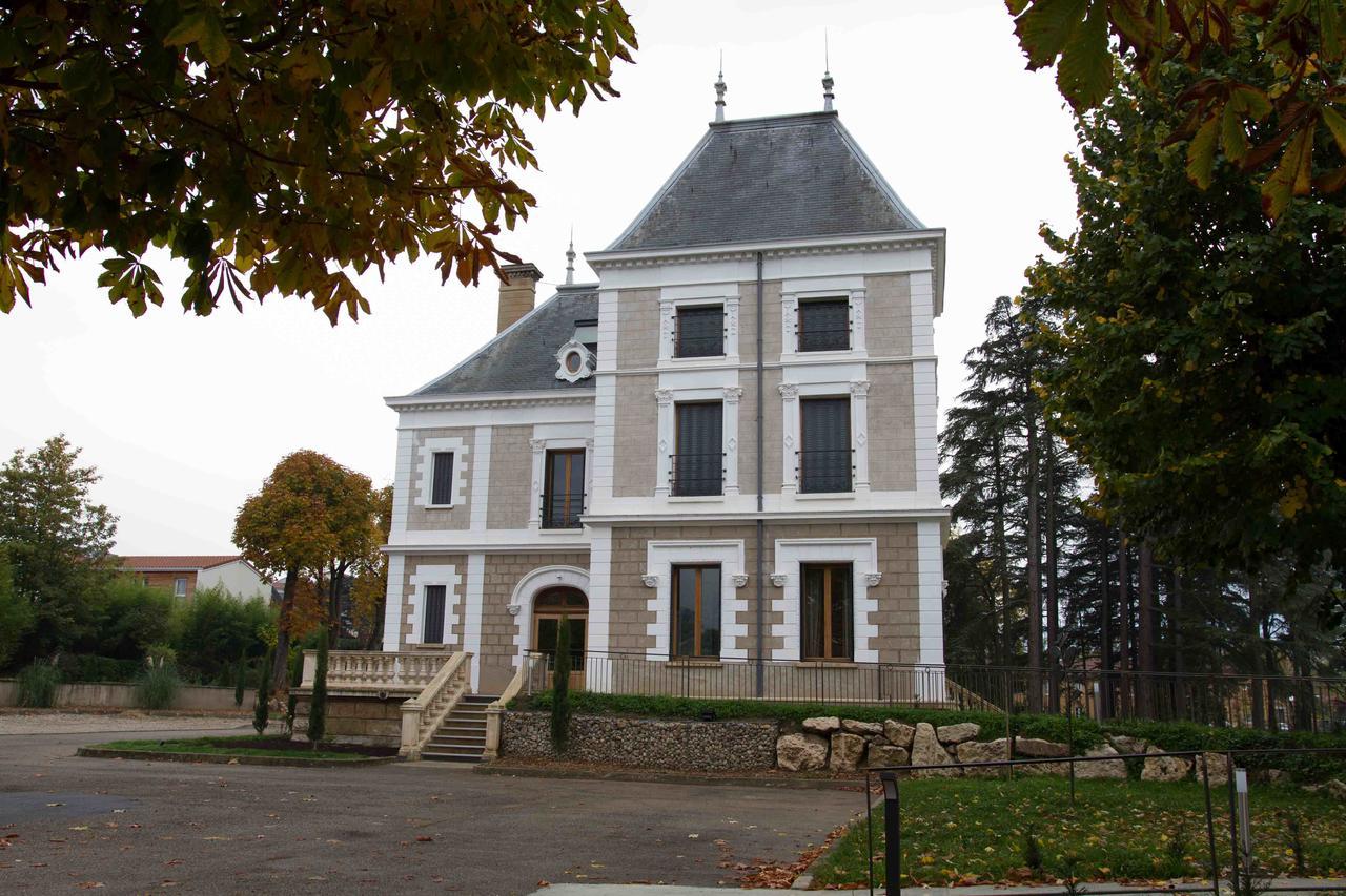 Eclosion Chateau Hotel & Restaurant Saint-Paul-en-Jarez Bagian luar foto